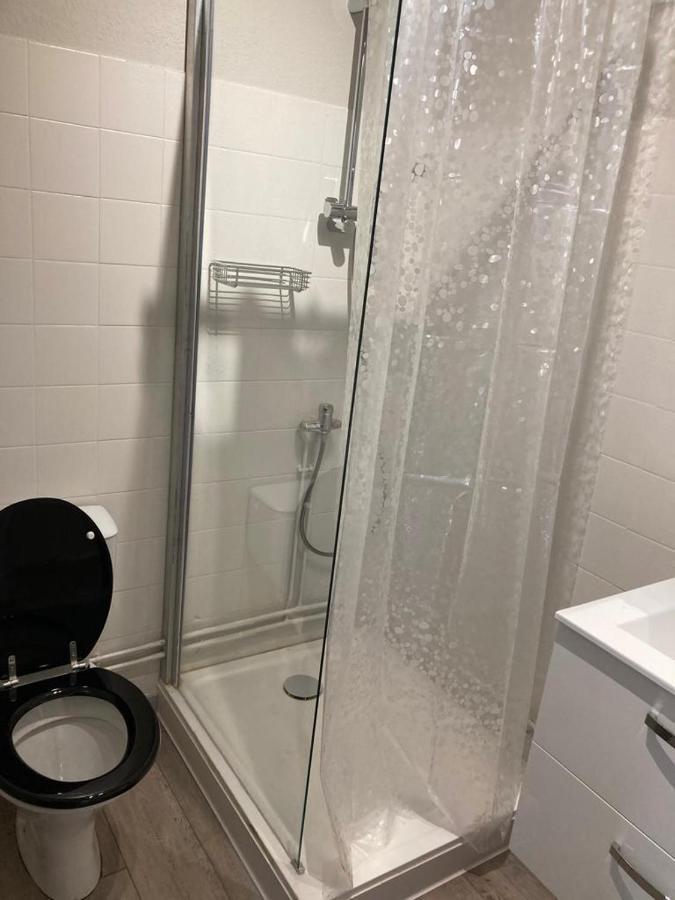 Appartement Calme Et Bien Situe Тарб Экстерьер фото