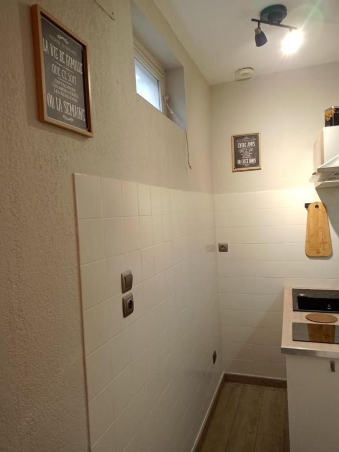 Appartement Calme Et Bien Situe Тарб Экстерьер фото